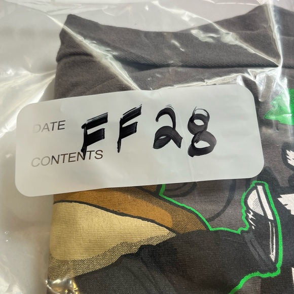 GWP Sport Kids I DRIVE MY FAMILY NUTS Graphics Tee Gray Brown Boys Size L 10/12 - Picture 7 of 8